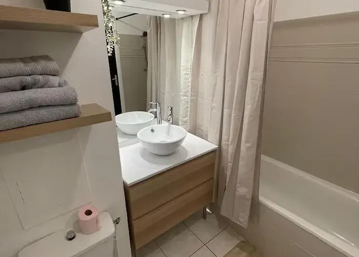 Grand 34m2 - Parking & Fibre - Proche Airbus * Toulouse